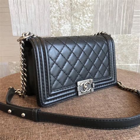 chanel le boy bag price philippines|chanel boy small quilted bag.